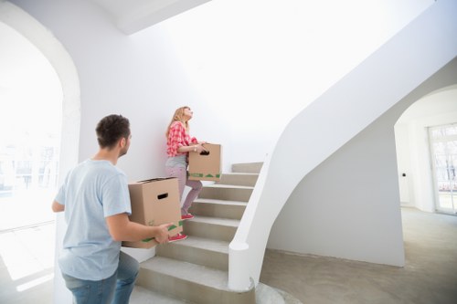 Invoice and payment arrangement for a house move service